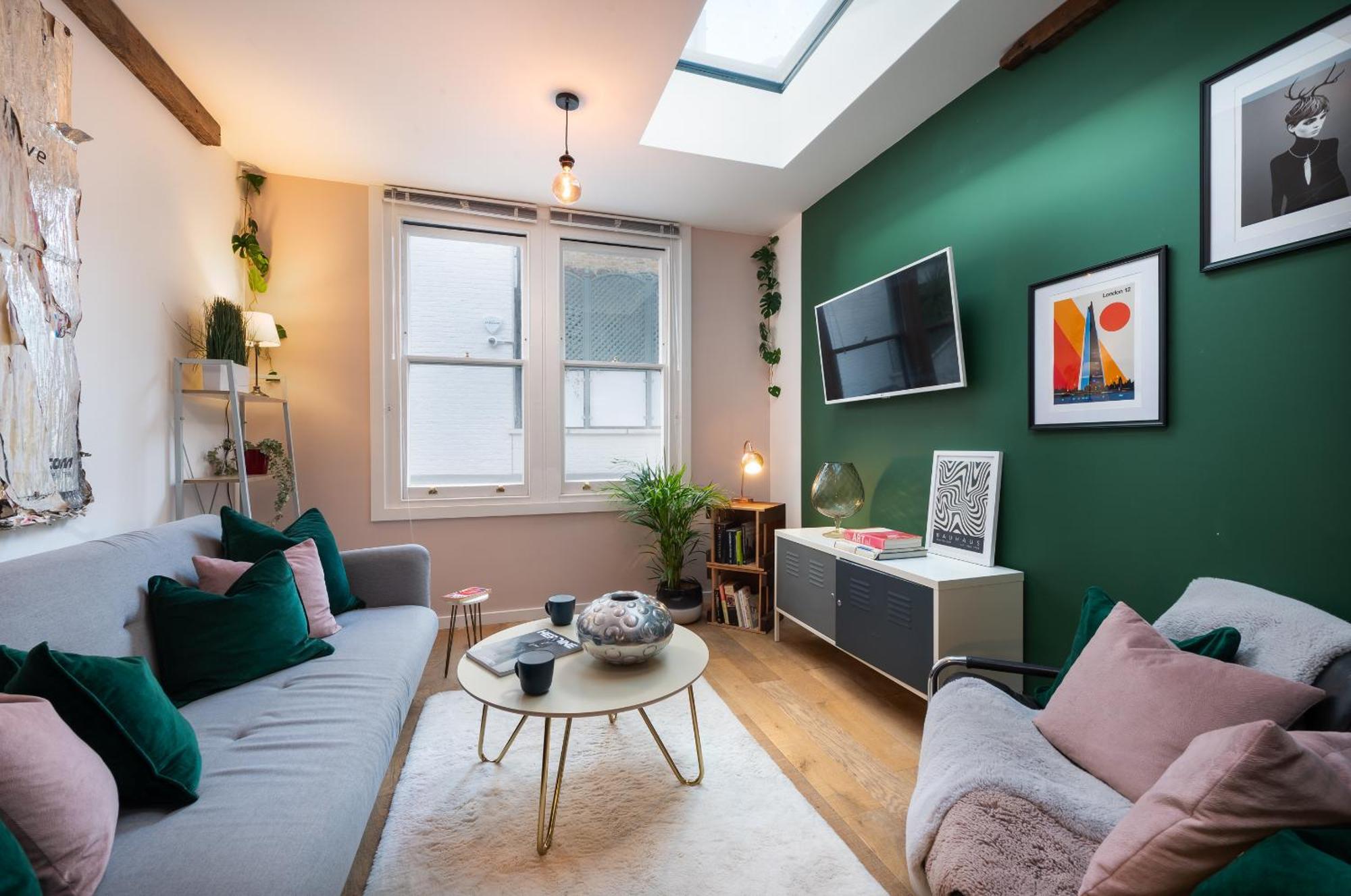 1Br Stylish Flat By Hostarahomes, Near Liverpool Street, Prime London Location, Sleeps Up To 4 エクステリア 写真